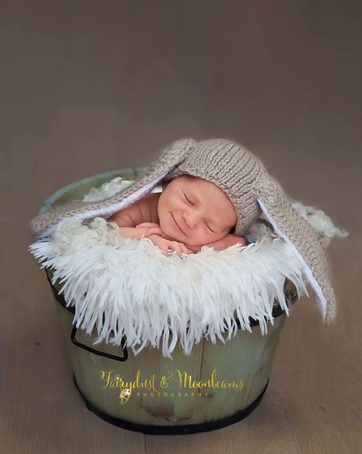 Newborn baby at 1 week old having a photo session